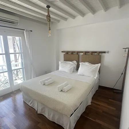 Myconian Avra * Mykonos Town